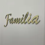 Familia